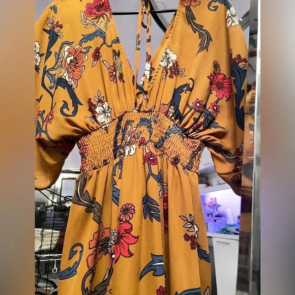 SHE + SKY  MULTI COLOR FALL FLORAL SMOCKED WAIST MAXI DRESS WIDE SLEEVES SIZE M - Picture 3 of 15